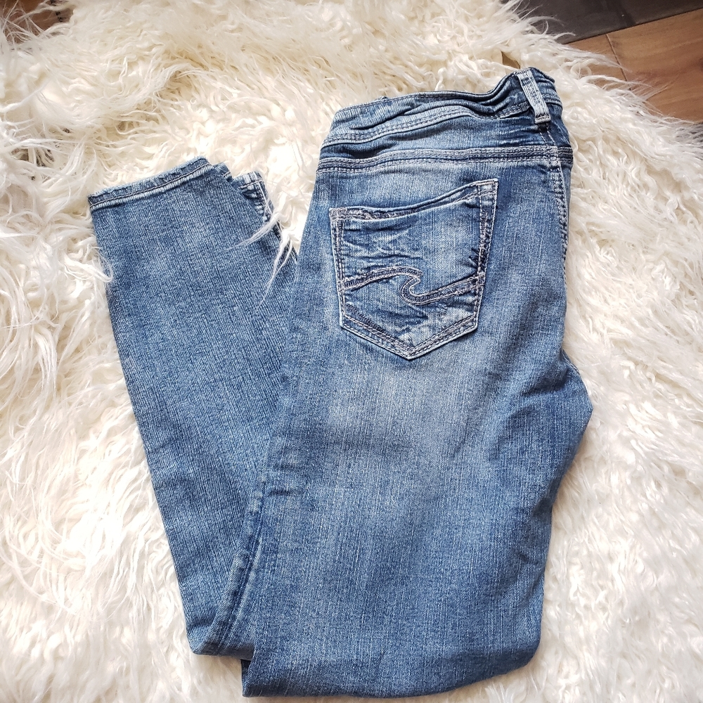 Silver Sam Medium Wash Skinny Jeans